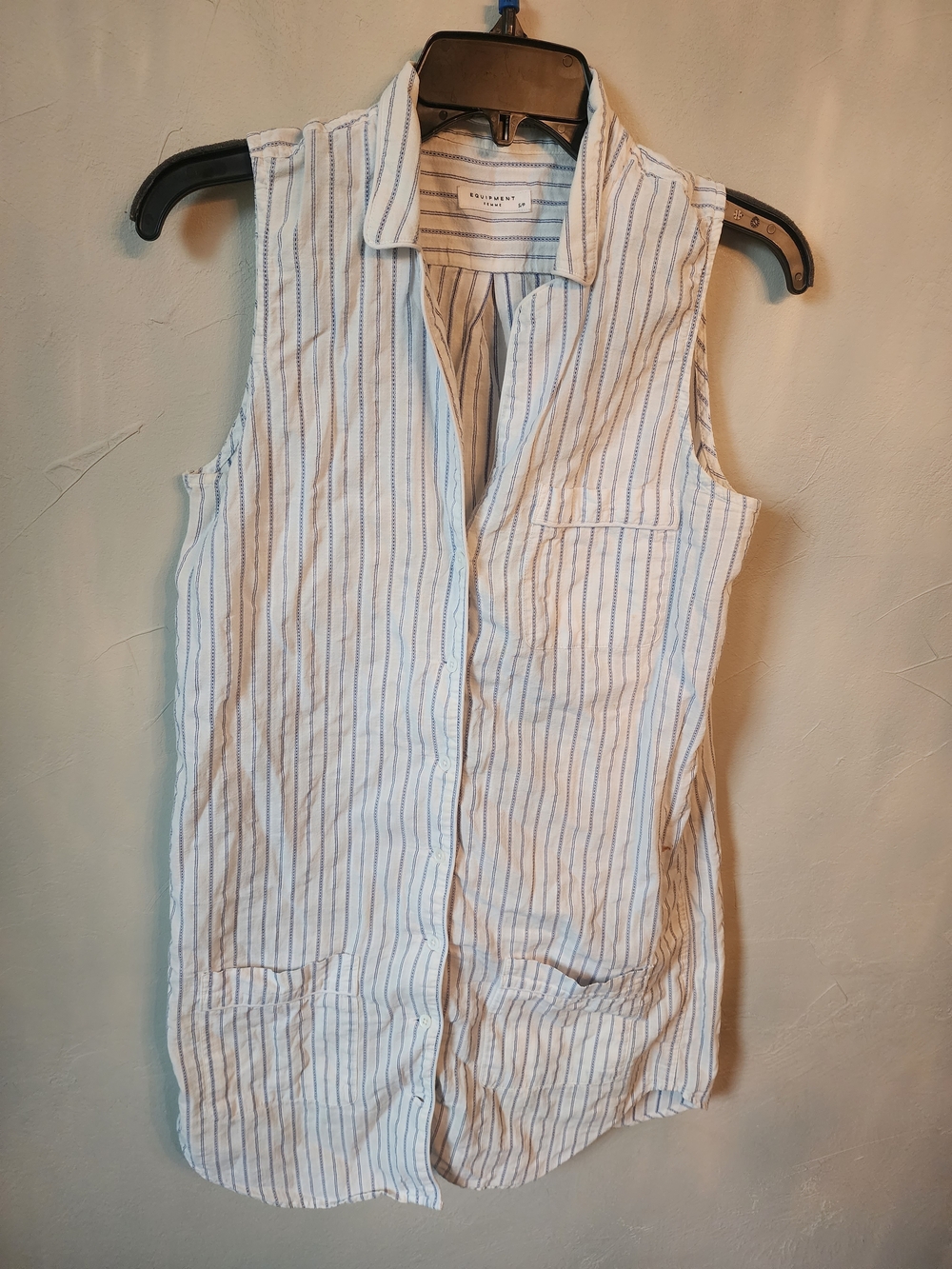 Equipment White Sleeveless Button-Down Shirt with Blue Stripes Size Small